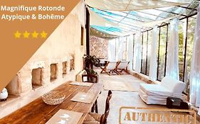 Tres Belle Rotonde Deco Boheme, Tennis, Parking